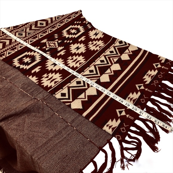 Bluenotes Boho Aztec/Southwestern Poncho/Cape with Fringe, O/S - Picture 8 of 10